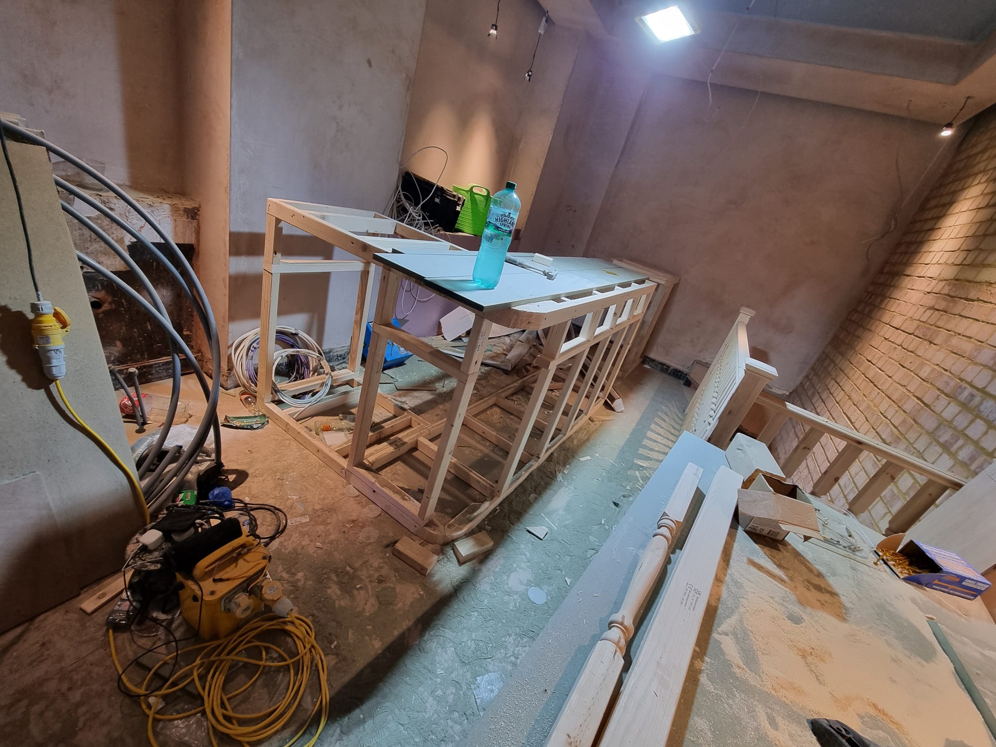 Restaurant interior before renovation